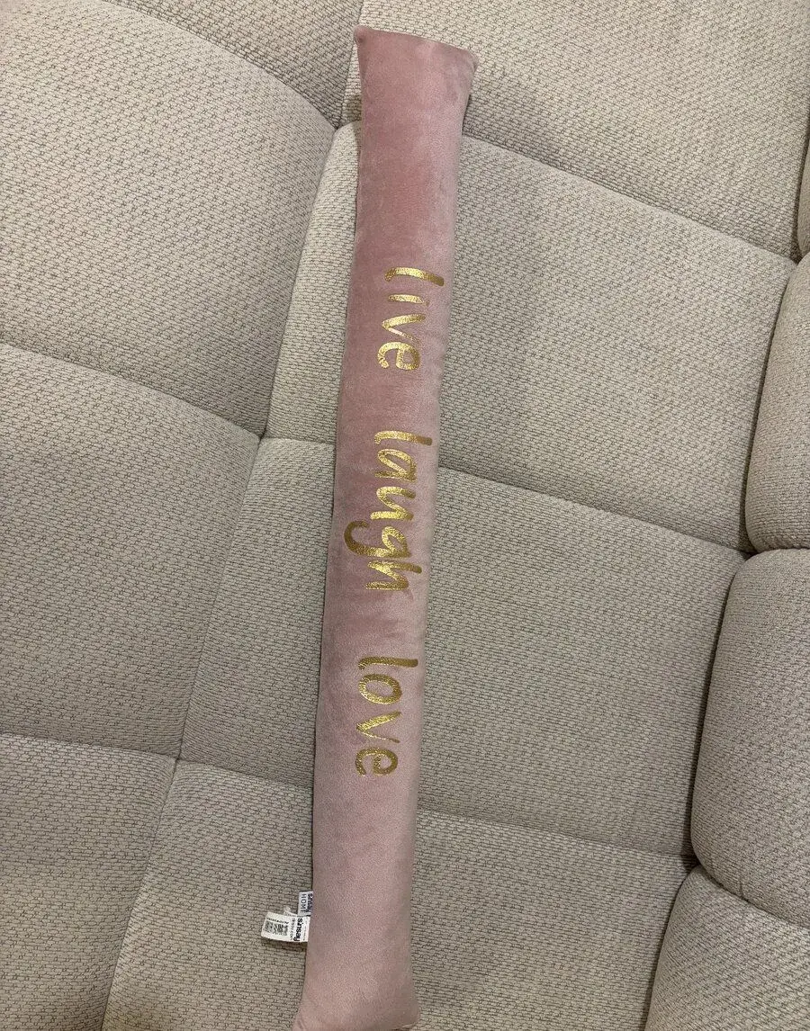 Ružový vankúš Live Laugh Love – 88 cm