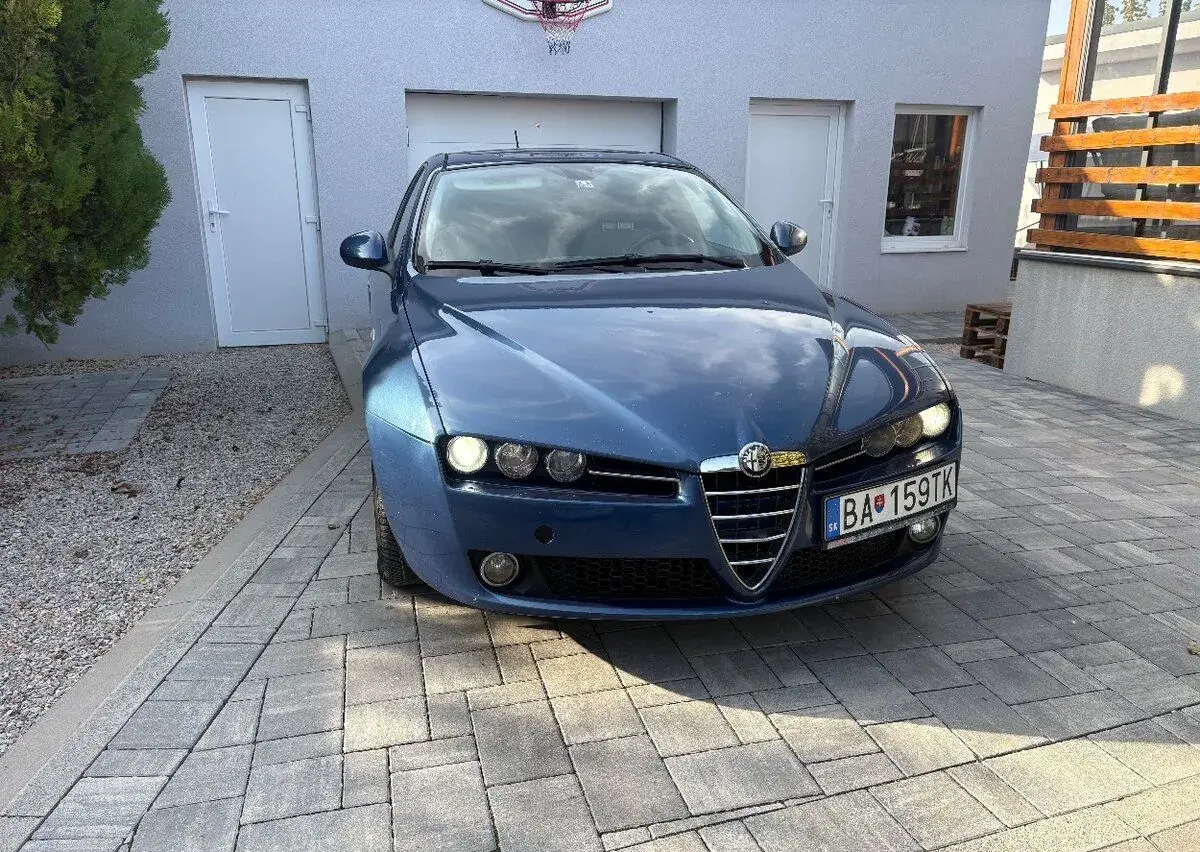 Alfa Romeo 159