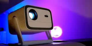 Nový smart projektor Wanbo Vali 1 – gimbal, Android TV