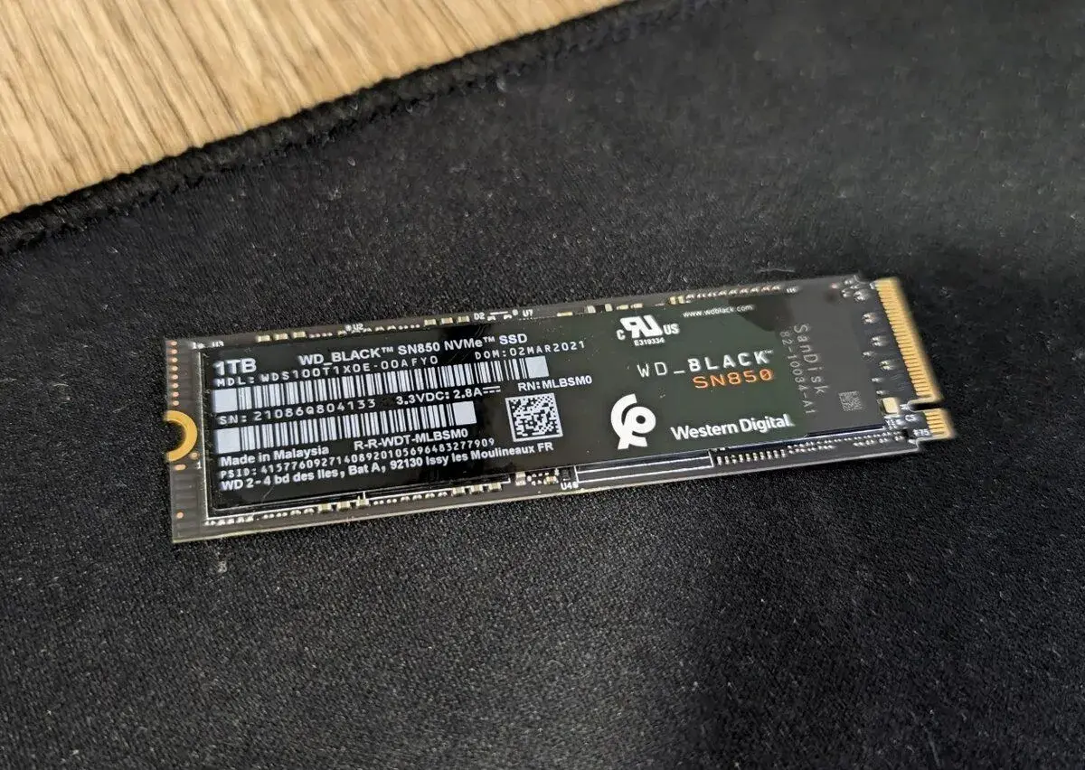 WD Black SN850 NVMe 1TB - M.2 PCIe 4.0, 7000 MB/s, DRAM