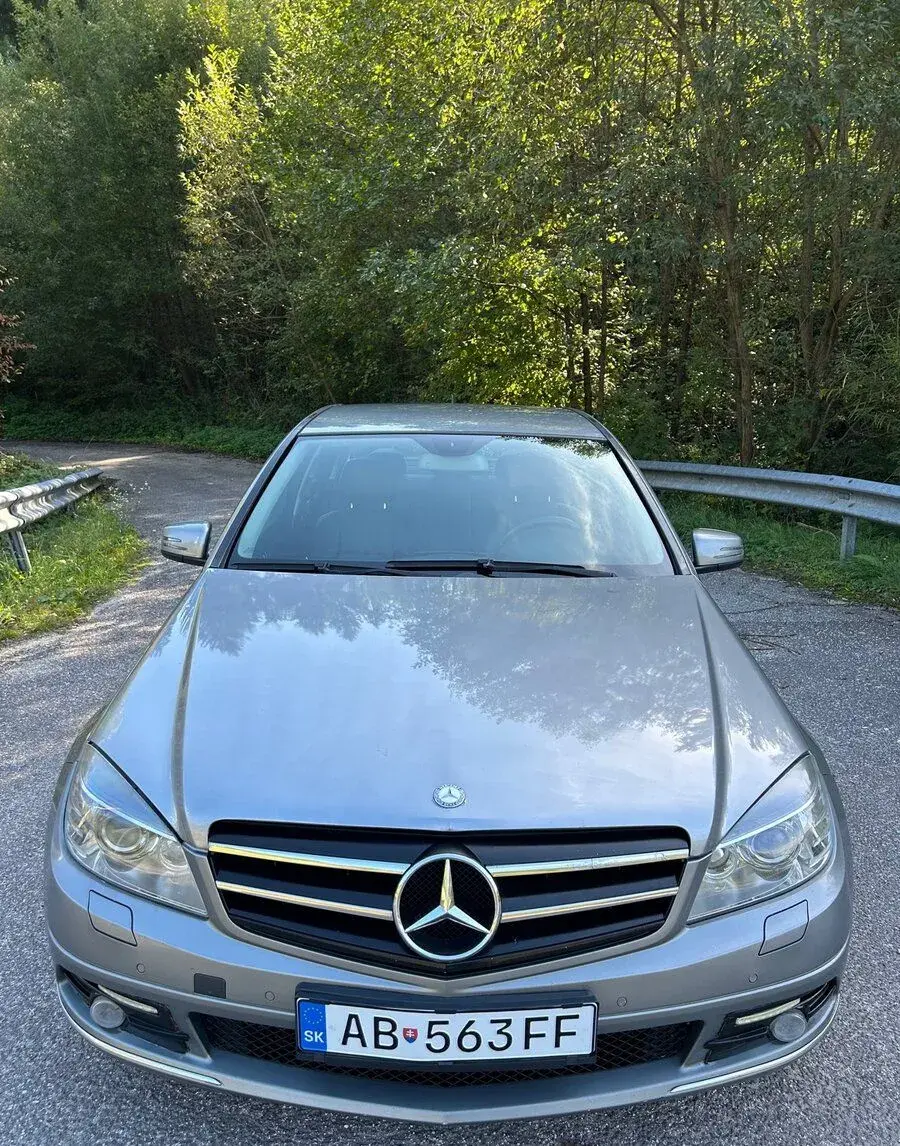 Mercedes-Benz C250 – 2010