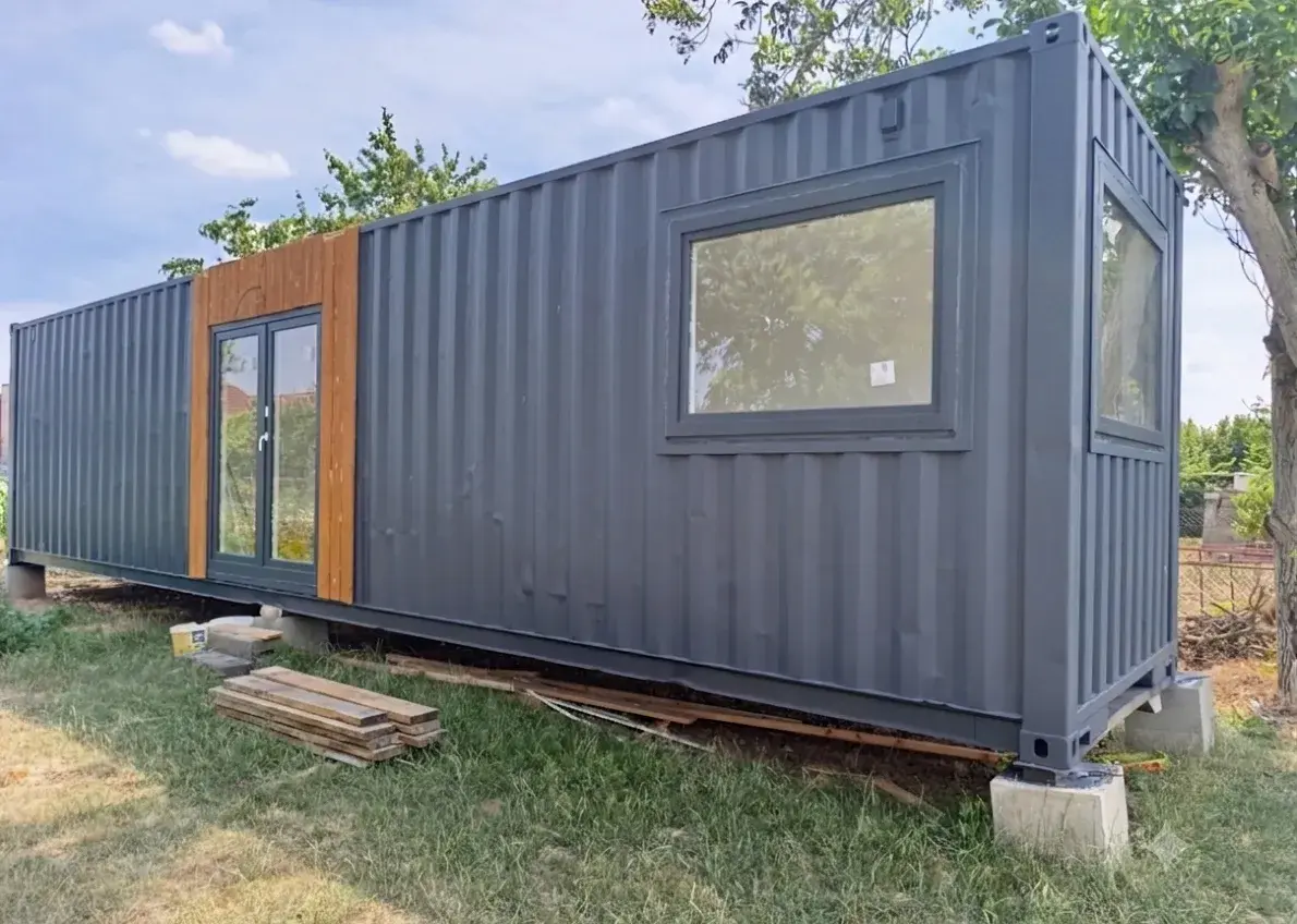 Tiny haus ,12m kontajner ,bunka