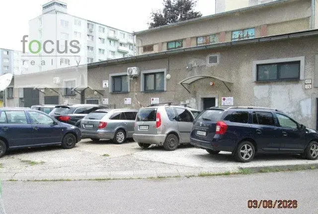 Na sídlisku Zlatý potok v záhradkárskej osade Amfiteáter pon