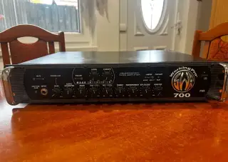 Na výmenu: Bass hlavu SWR WORKING PRO 700