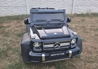 Elektrické auto mercedes G