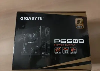 Zdroj Gigabyte P650B