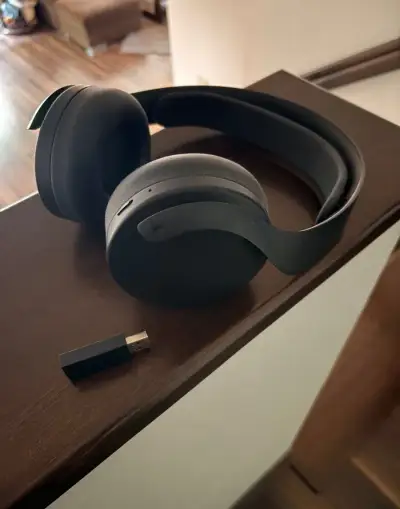 Slúchadlá Sony Pulse 3D gaming wireless Mikrofón
