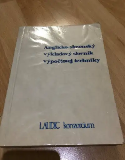 Anglicko-slovenský výkladový slovník výpočtovej techniky