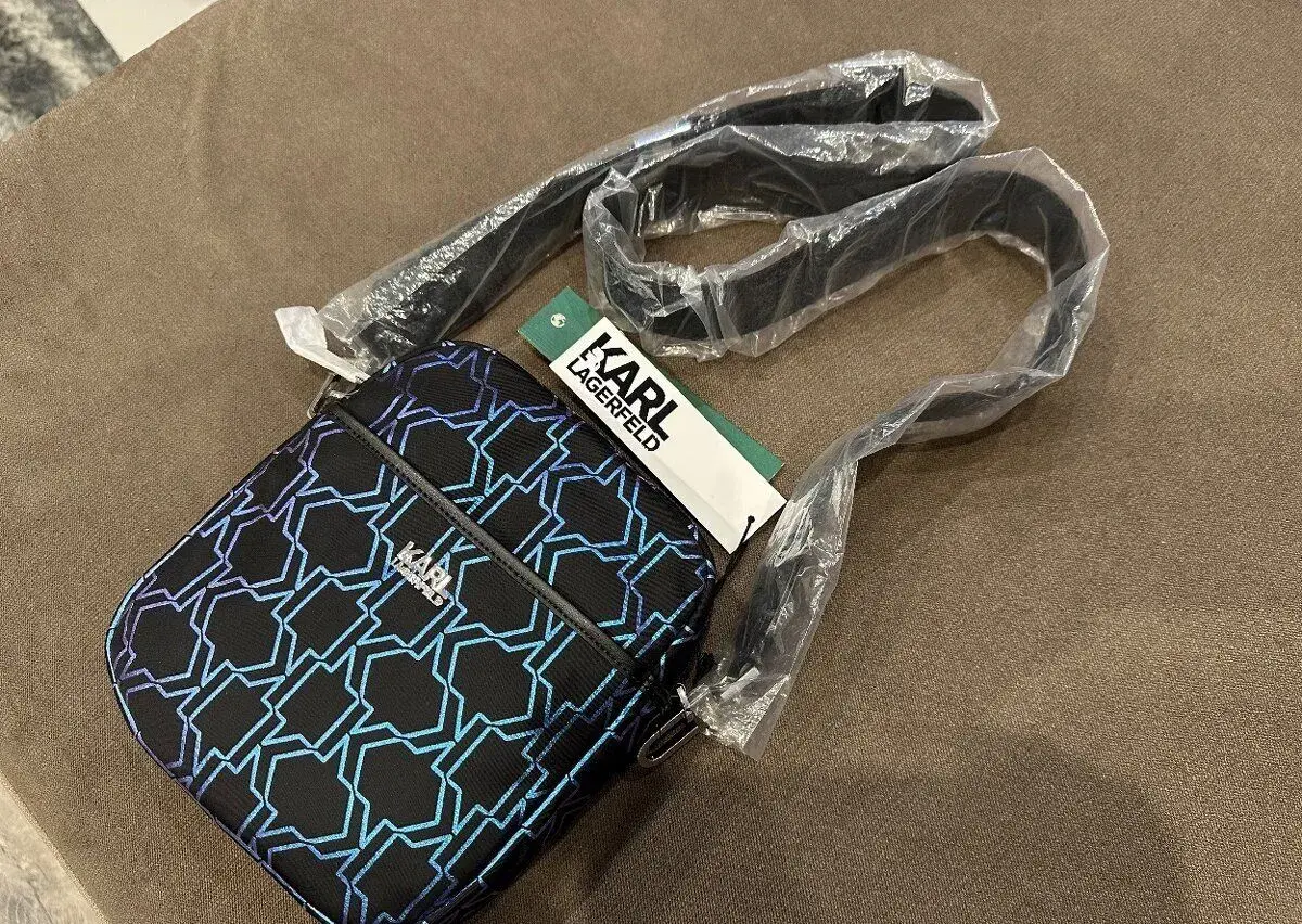 Karl lagerfeld taska exclusive