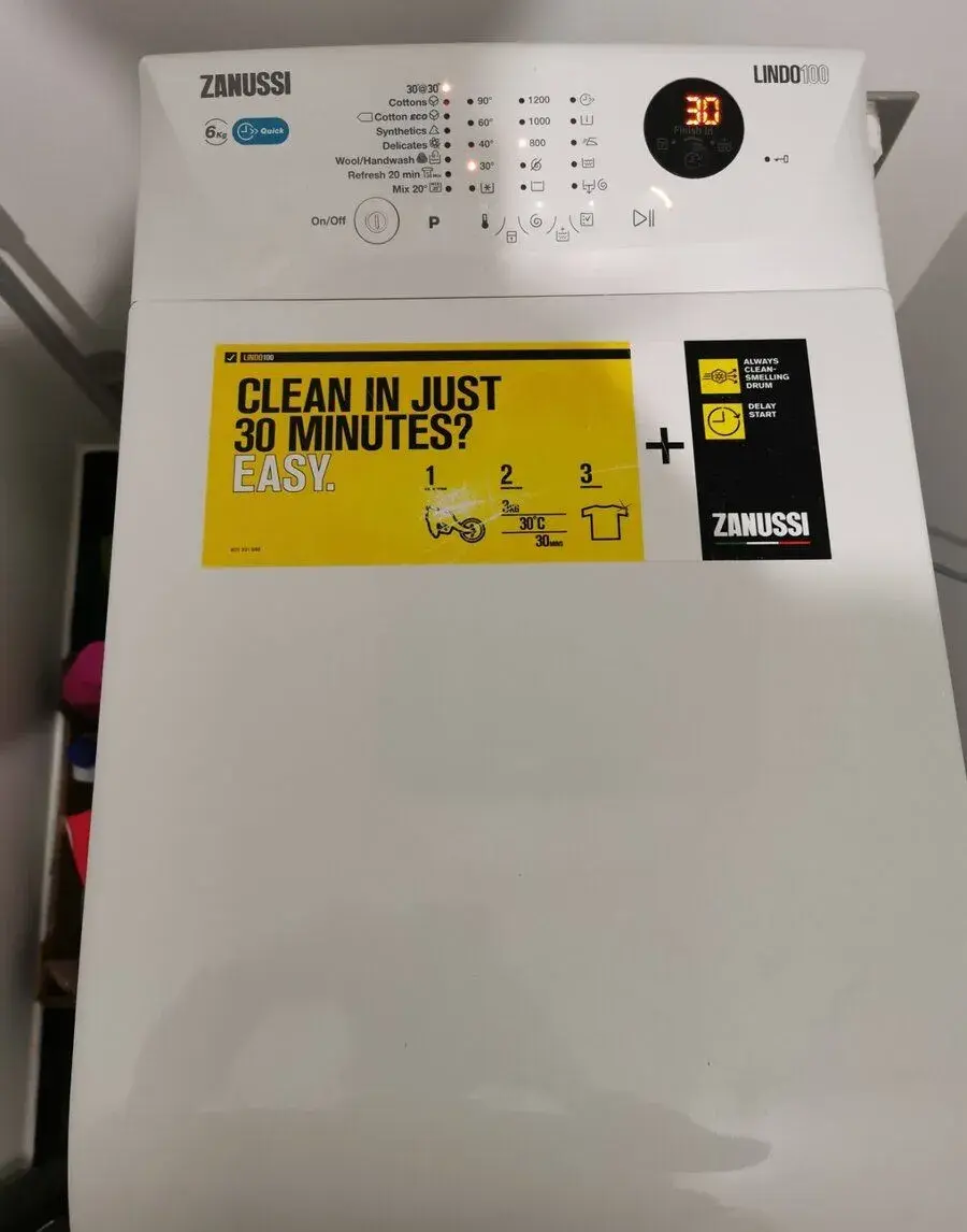 Práčka Zanussi ZWQ61216WA