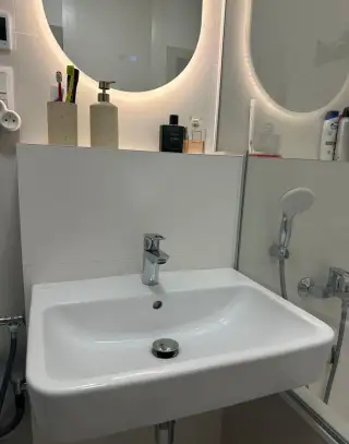 Umývadlo Villeroy & Boch + batéria GROHE