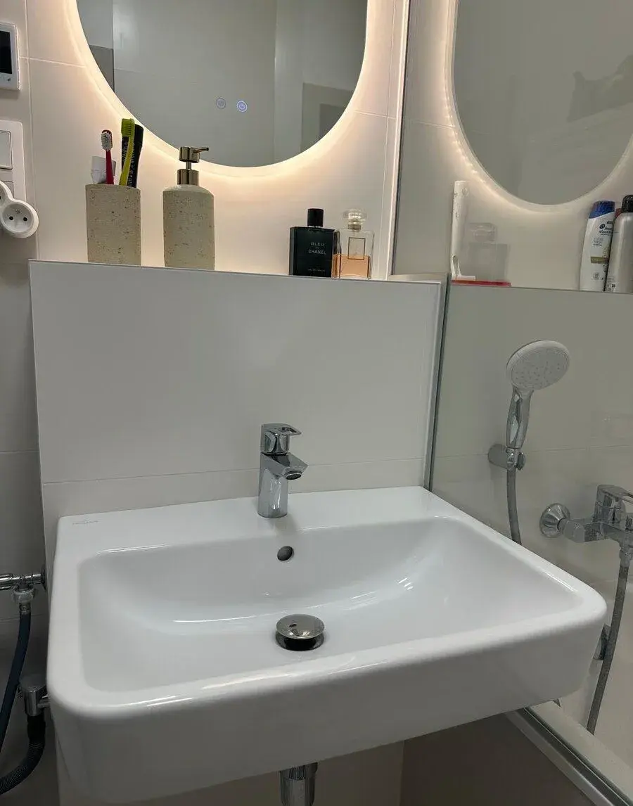 Umývadlo Villeroy & Boch + batéria GROHE