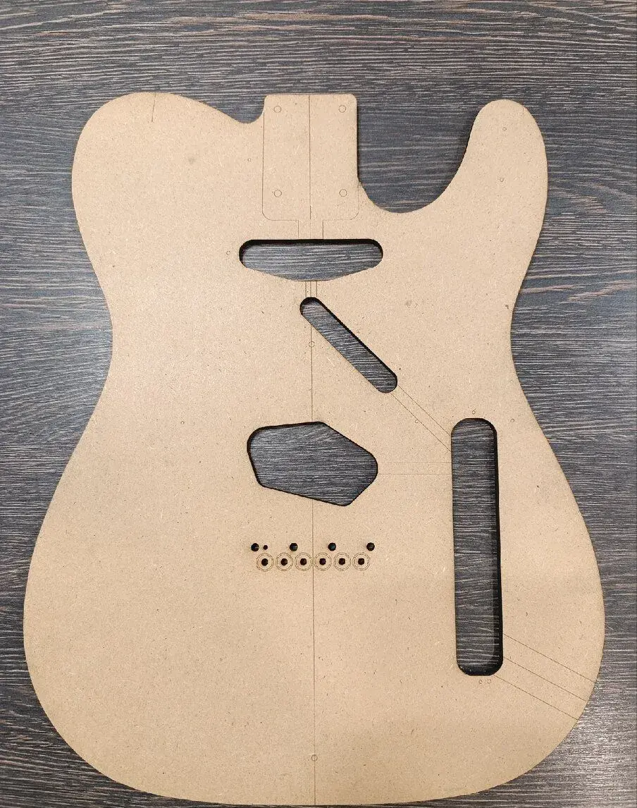 Telecaster šablona