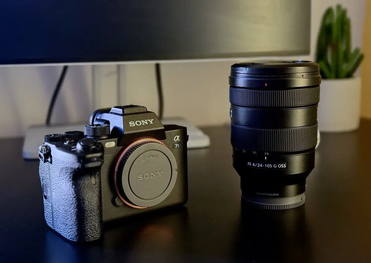 Sony A7s iii + Sony FE 24-105mm f/4 G OSS