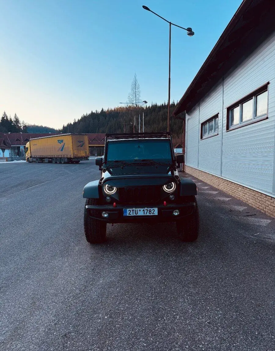 Jeep Wrangler – 2018, 122 000 km