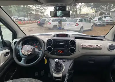 Peugeot Partner – 2014, 291 000 km