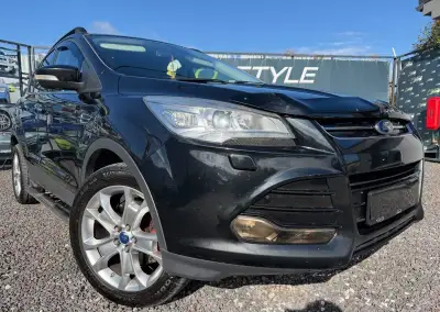 Ford Kuga – 224 229 km