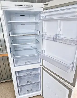 🔷️ Chladnička Samsung TNoFrost 180cm