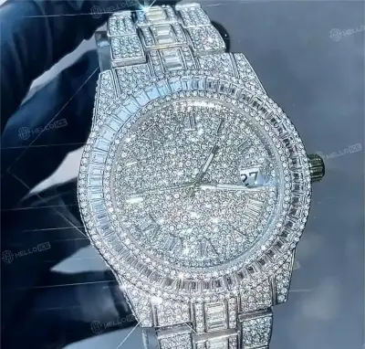 Hodinky so Zirkóniovými "Diamantami"