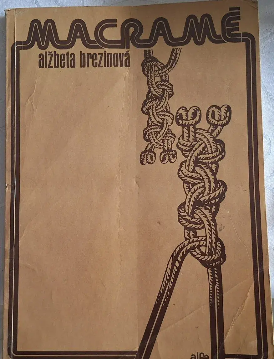 Alžbeta BREZINOVÁ - Macramé
