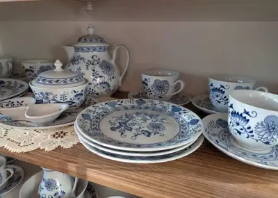 Cibuľový porcelán