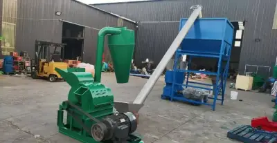 Diskový štiepkovač s kladivkovým šrotovníkom 11kW