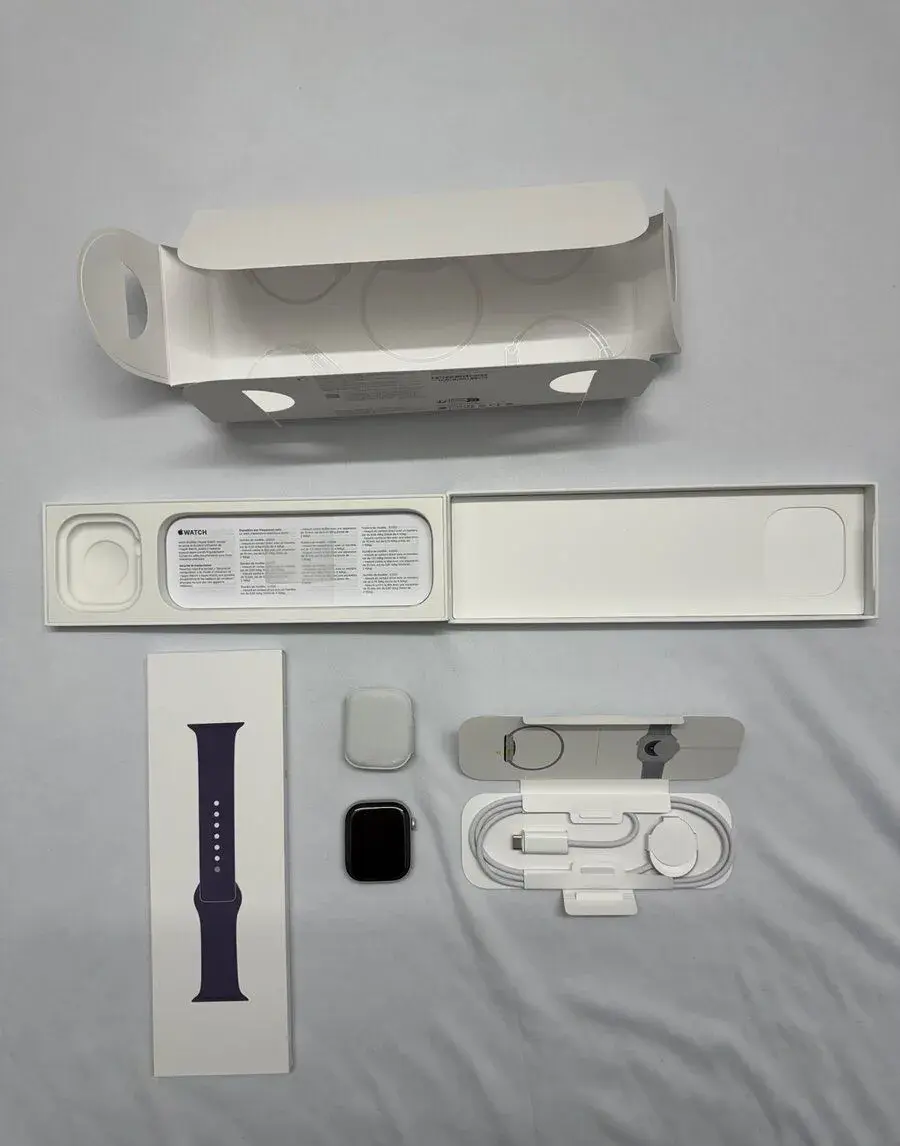 Apple Watch Series 11 46mm Silver Aluminium
