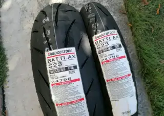 BRIDGESTONE S23 Hypersport 120/70zr17 + 180/55zr17
