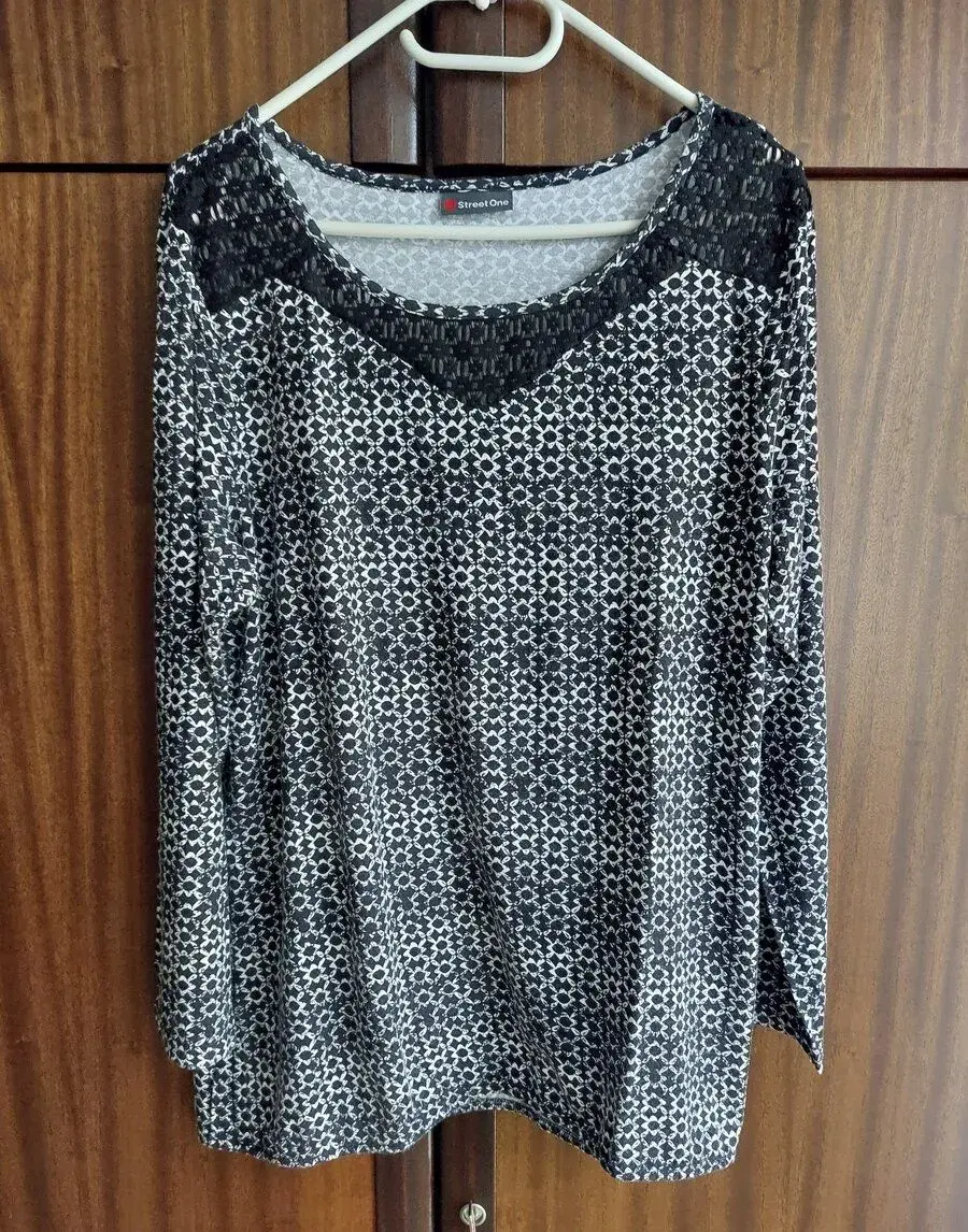 Top s čipkou