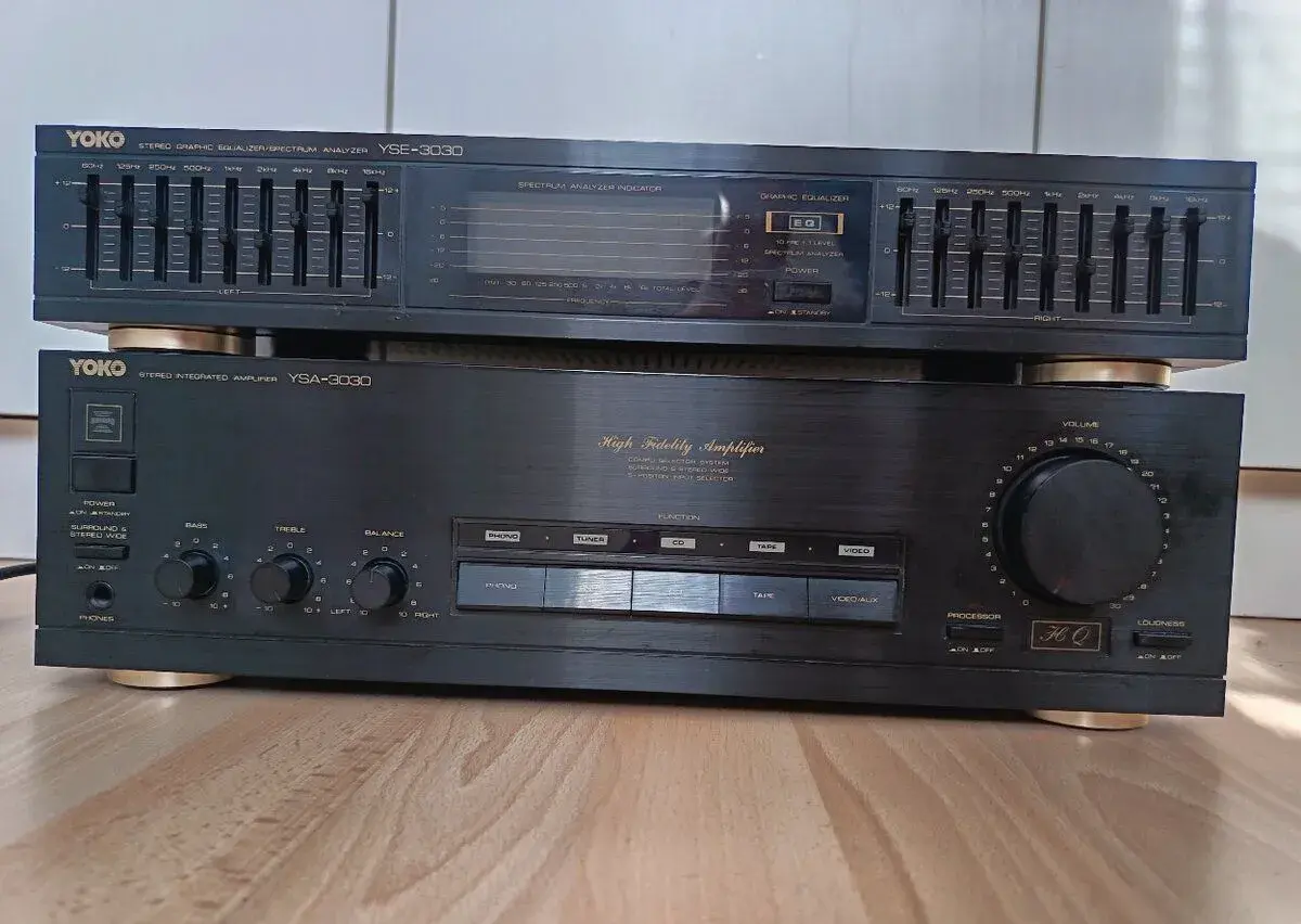 Hifi zosilňovač YOKO YSA-3030 + YOKO YSE-3030