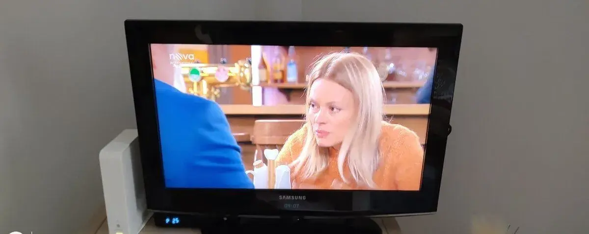 LCD TV SAMSUNG