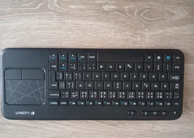 Logitech K400r Wireless, touchpad