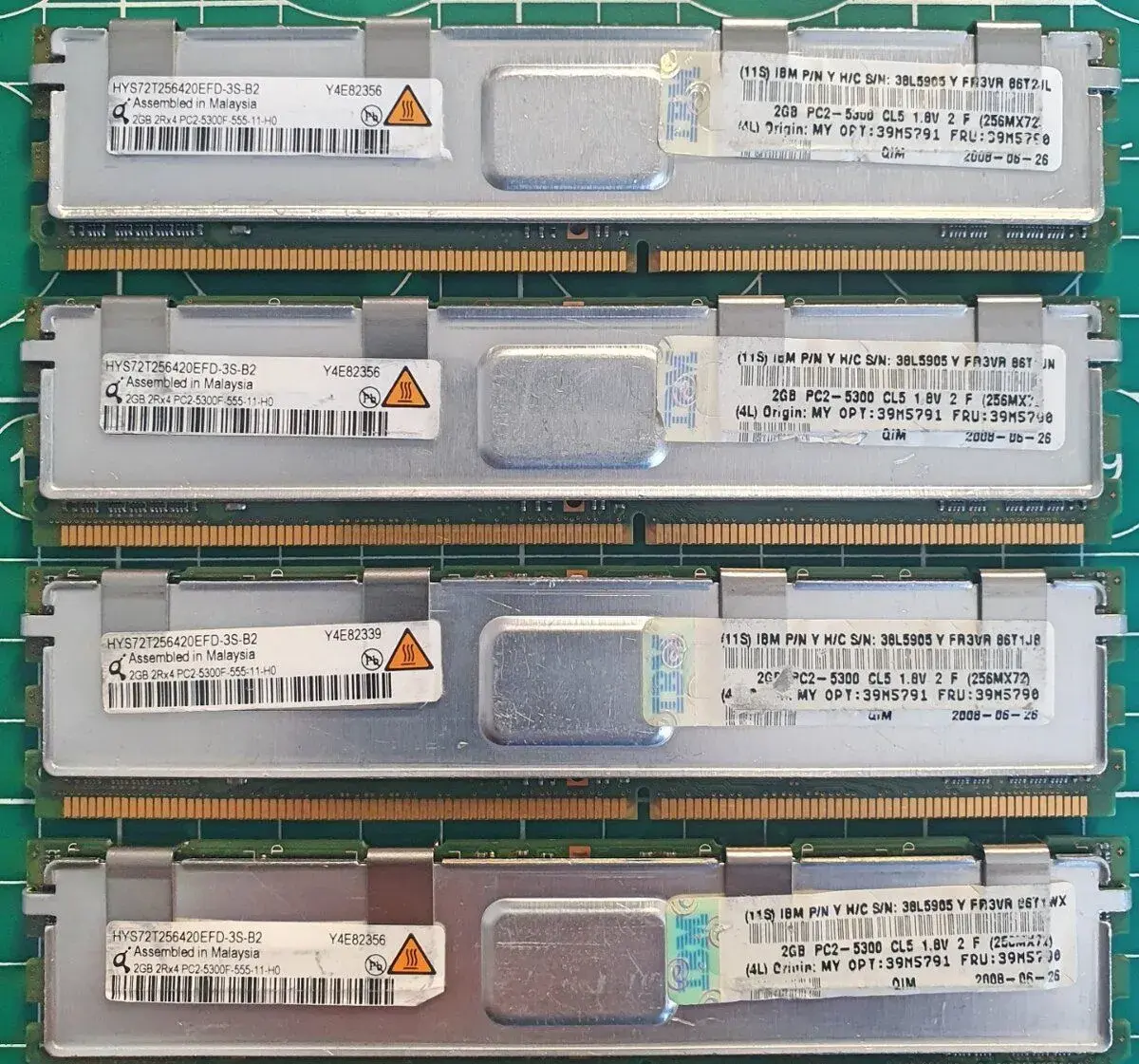 4x 2GB DIMM PC2-5300F