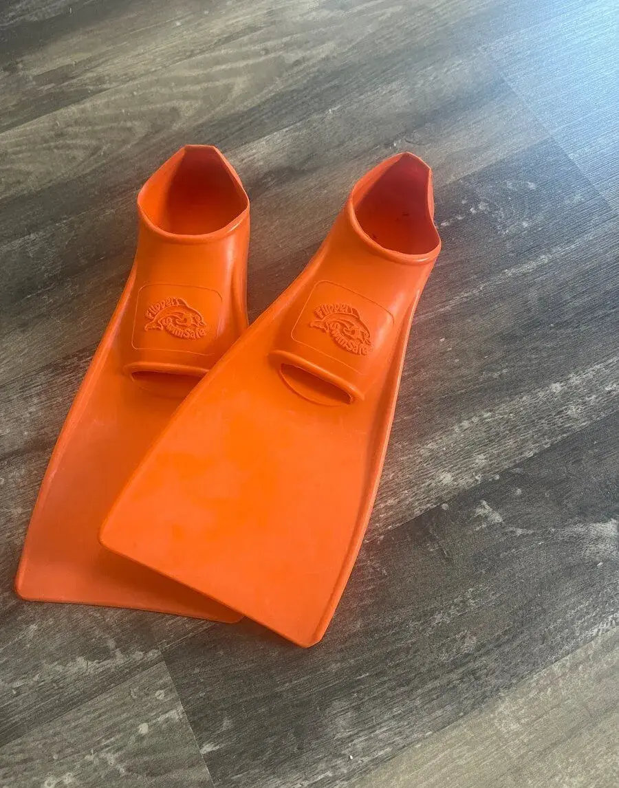 Plutvy veľkosť 26-28 oranžové