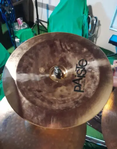 Paiste pst8 18" china