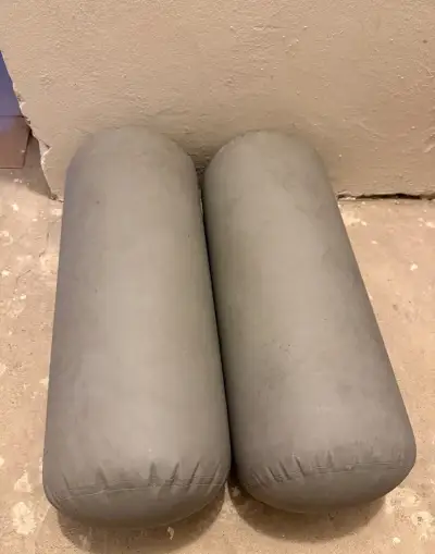 Nafukovacie valce / sedačky Intex (dĺžka 70 cm) – 2 ks