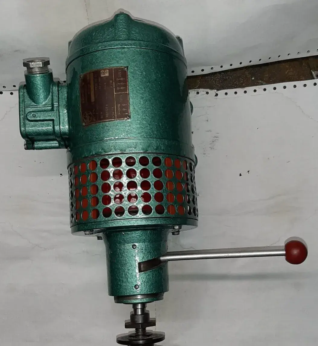 MEZ NACHOD ELEKTROMOTOR 380/220V