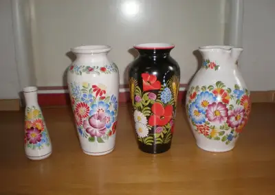 Domažlická keramika, veľké vázy a džbán