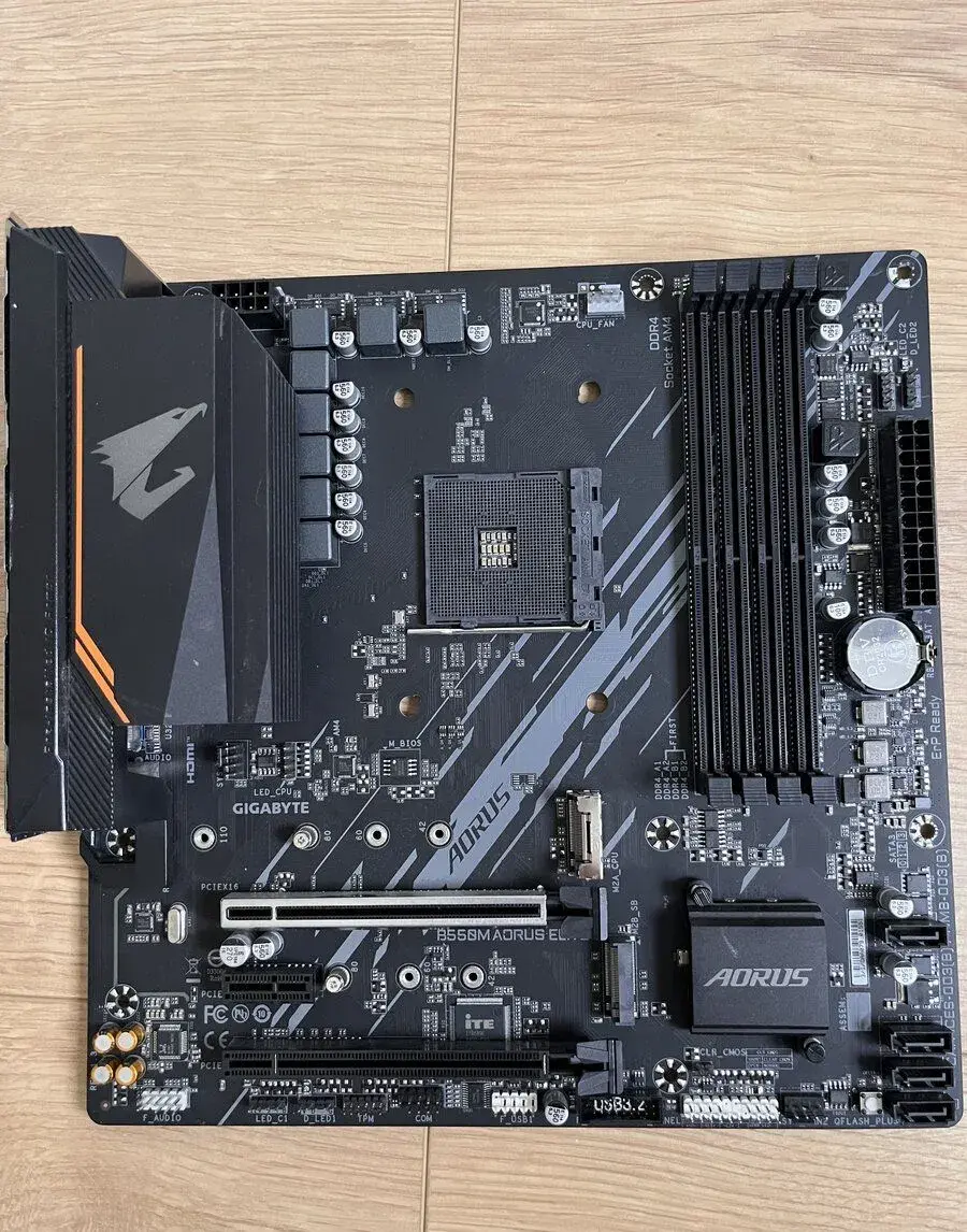 Gigabyte Aorus ELITE B550M