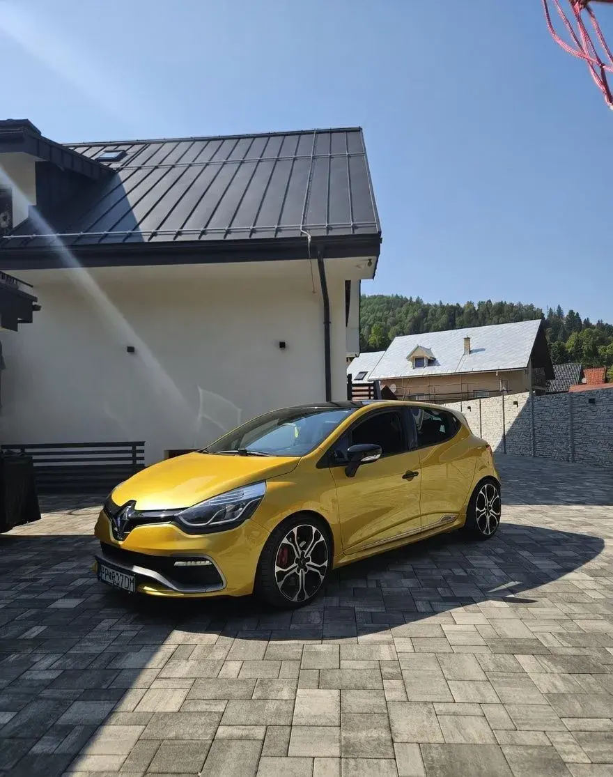 Clio RS Trophy EDC
