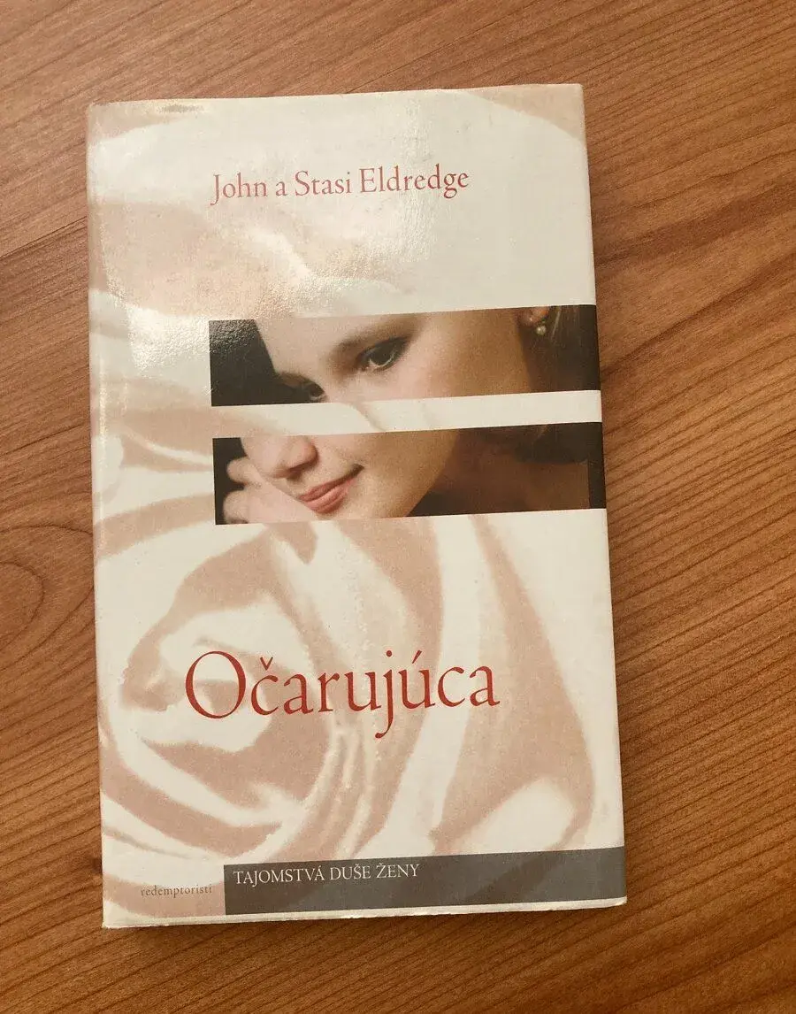 Kniha Očarujúca