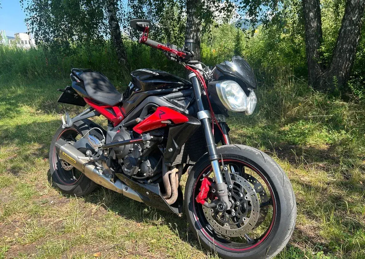 Triumph Street Triple 675R