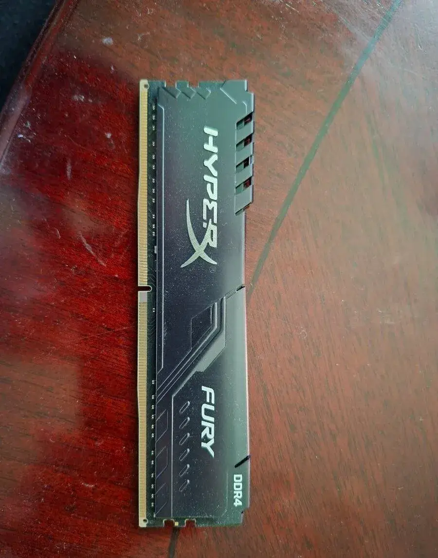 Ramky HyperX 16GB DDR4 2400MHz