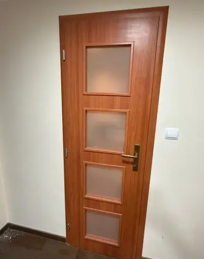 Obložkové dvere so zárubňou