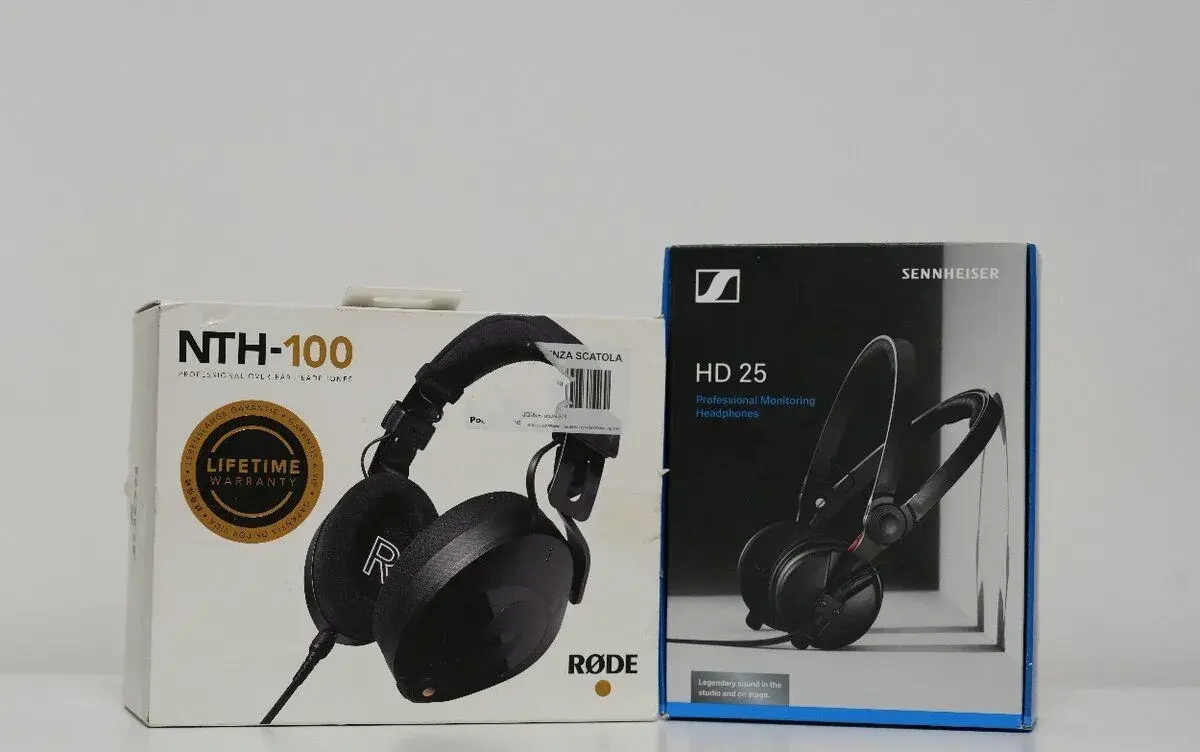 RODE NTH-100 / Sennheiser HD 25