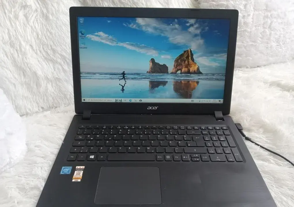 Základnú dosku z notebooku Acer aspire 3 A315