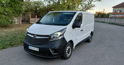 Opel Vivaro – 2017, 275 000 km