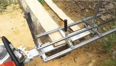 Prípravok na rezanie dosiek pomocou píly