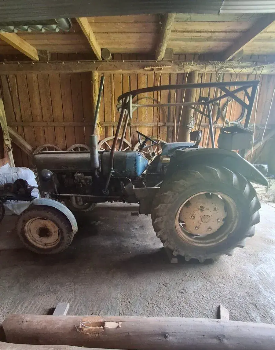 Traktor Zetor 4011