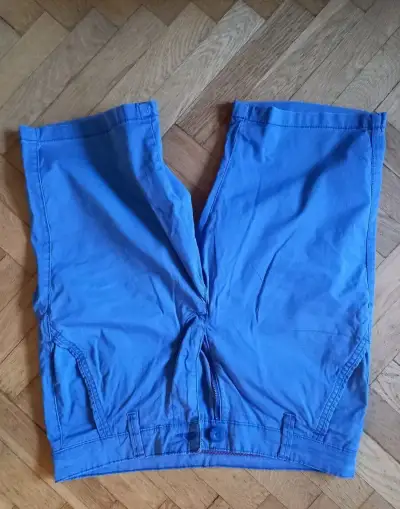 Kraťasy veľkosť S zn LOAP 2kusy